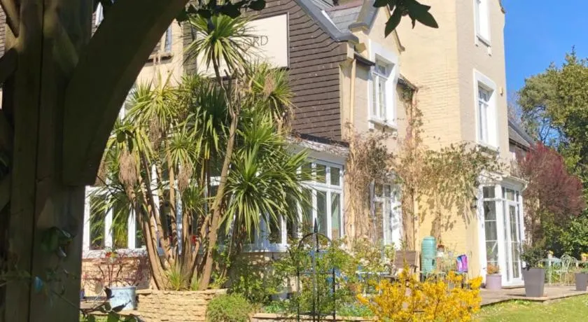 Bedford Lodge - Image 1