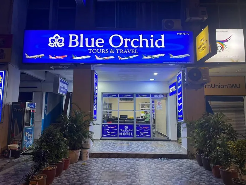 Hotel Blue Orchid - Image 1