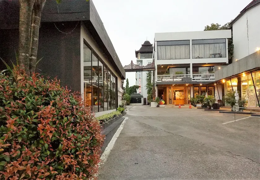 Khuang Singh Residence & Hotel Chiangmai - Image 1