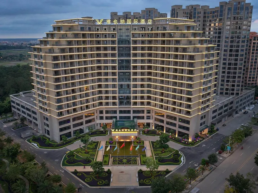 Vienna International Hotel Hainan Ding'an Riguang Fengyulin - Image 1