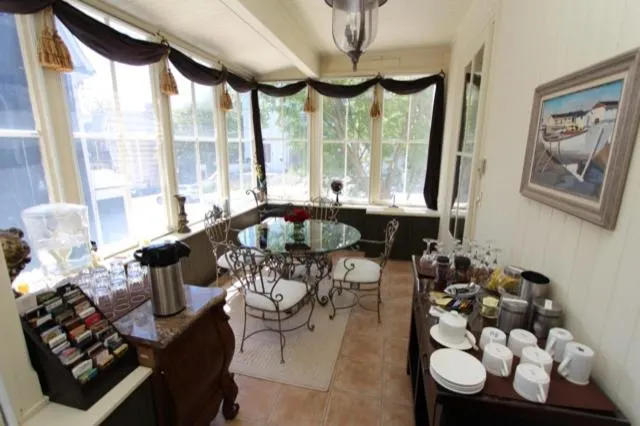 The Rendell Shea Manor - Image 1
