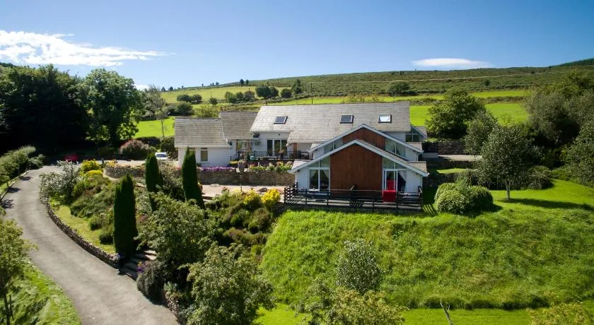 Wicklow Way Lodge - Image 1