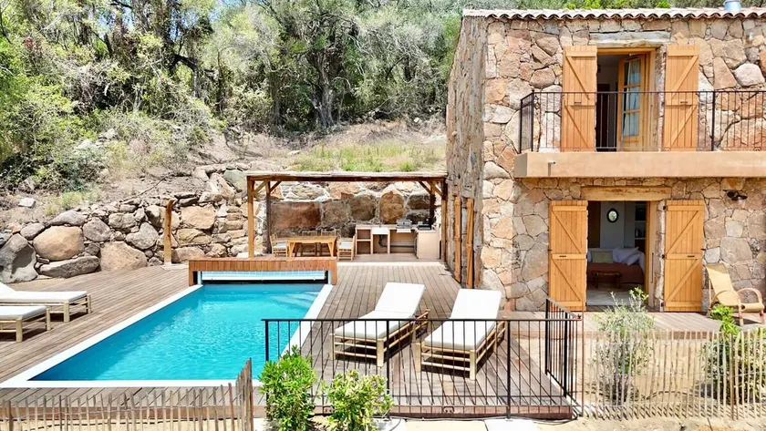 Bergerie avec piscine chauffée Sotta - Image 1