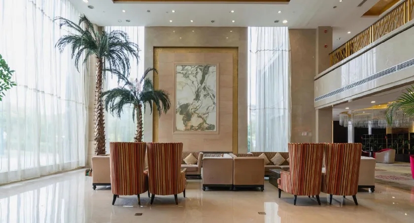 Huijin International Hotel - Image 1