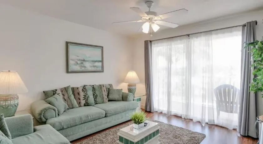 Charming Coastal Escape - BC52 - Image 1