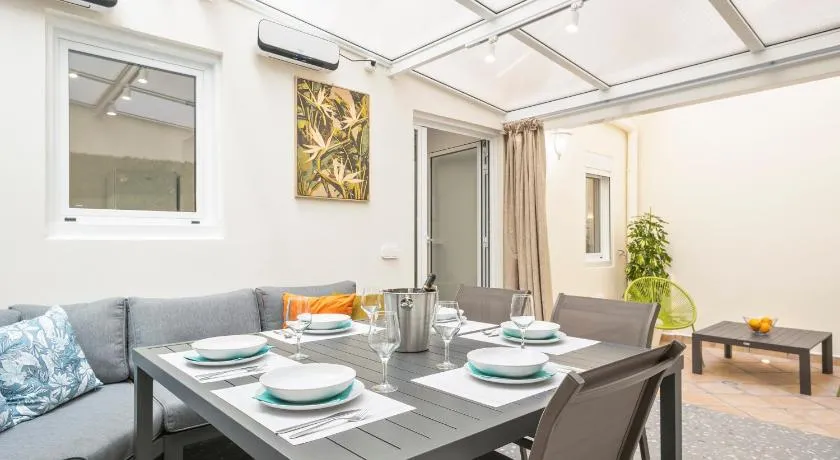 Boutique Plaza Catalonia Suites Cornellá - Image 1