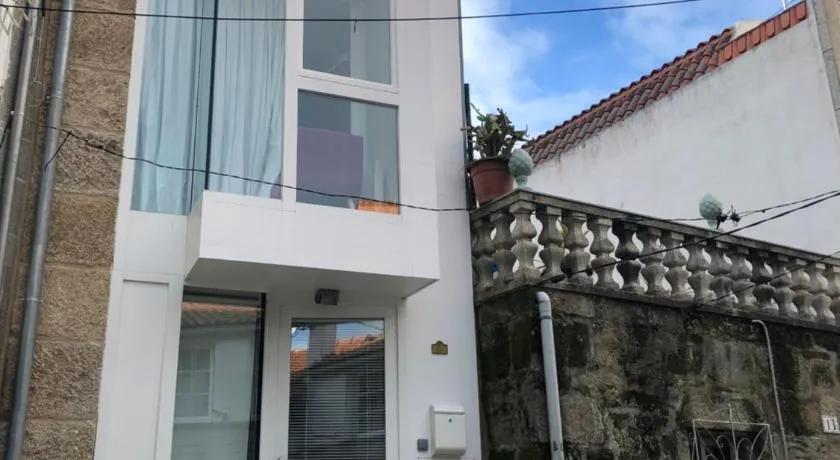 Preciosa Casa en el Casco Histórico de Baiona - Image 1