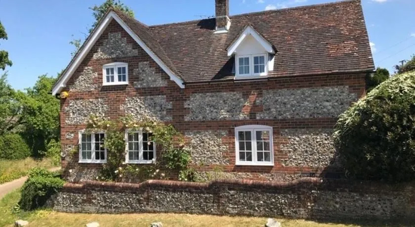 Lane End Cottage, Ovington - Image 1