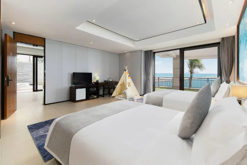 Wanning Shenzhou Peninsula - Off-the-beaten-path Seaview Pool Villas - Image 1