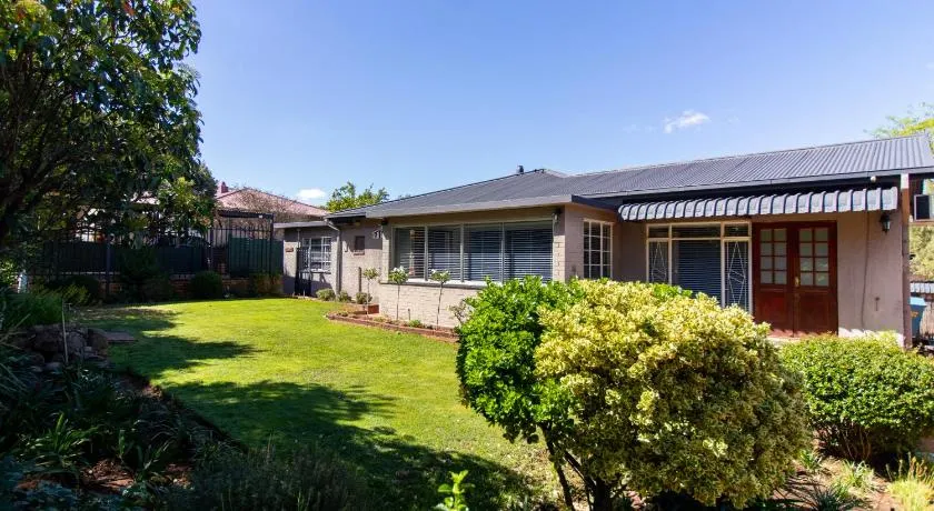 Glenmore Guesthouse - Image 1