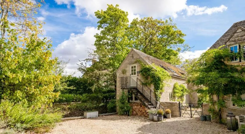 The Barn - Image 1