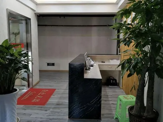 Jixiang Hotel - Image 1