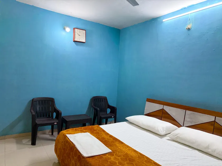 Shree Palace Guest House - Image 1