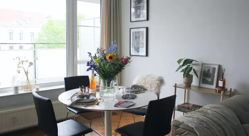 Sunny Apartment - Zuid Retreat 1BR Apartment near Scheldt River - Image 1