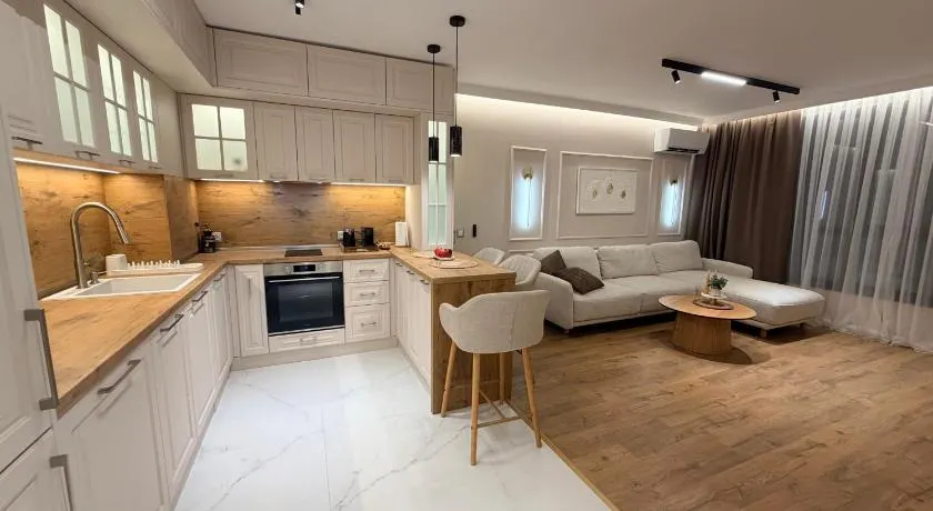 Lux Living Apartments - Image 1