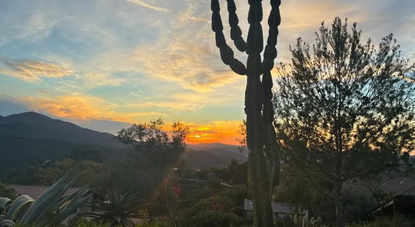 Painted sky casita - Image 1