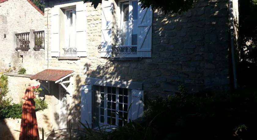 GÎTE DU VALAMBOURG - Image 1