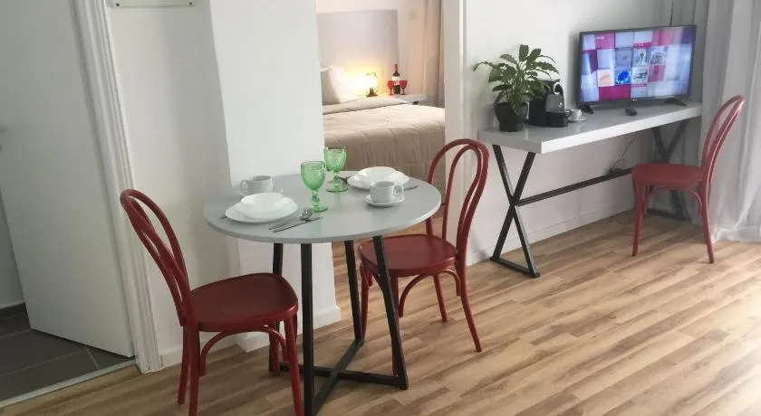Pasithea Holiday Apartments - Image 1