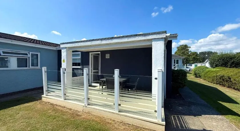 Dog Friendly Chalet With Outdoor Seating At Broadland Park And Marina Ref 12050B - Image 1