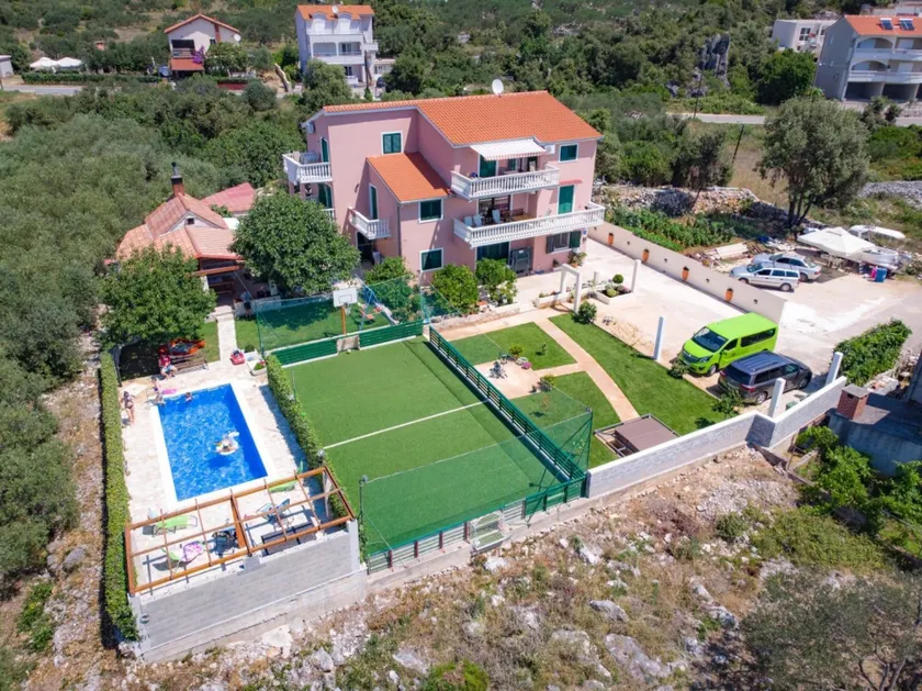 Apartment MG A3 Juzni ( 5 ) Seget Vranjica, Riviera Trogir - Image 1