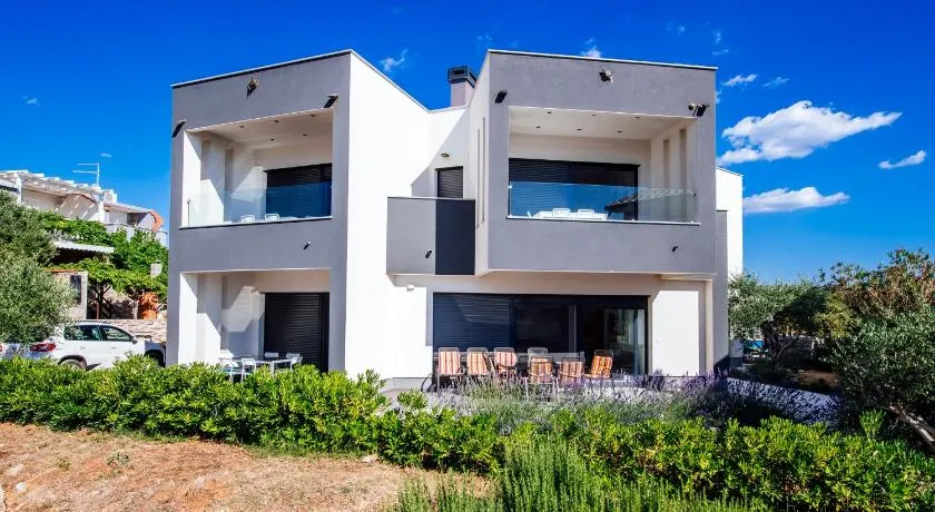 Boutique Villa Nirvana - Image 1