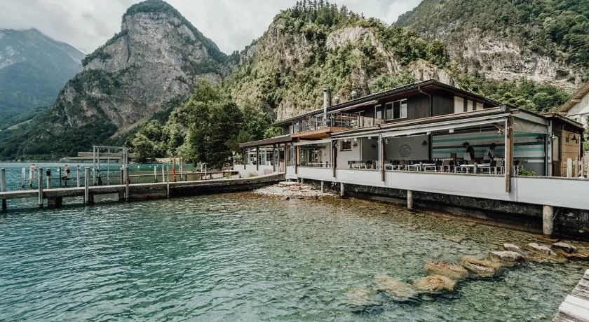 Beachhouse Isleten - Image 1
