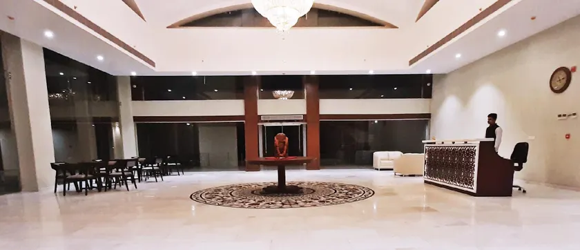 Hotel Parmeshwari - Image 1