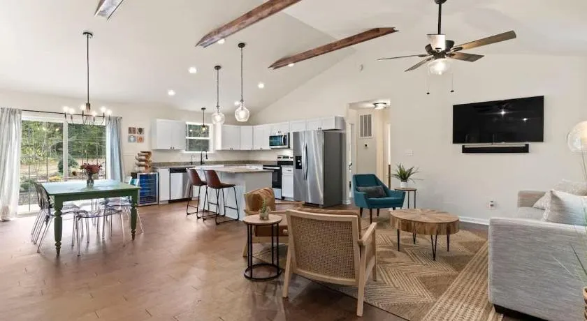 Fern Cottage - Family Home - Image 1