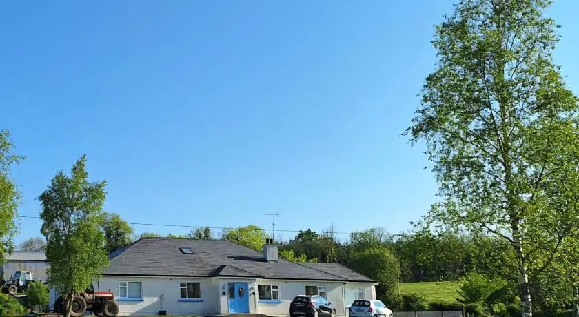 O'Reilly's Bed and Breakfast Killeshandra - Image 1