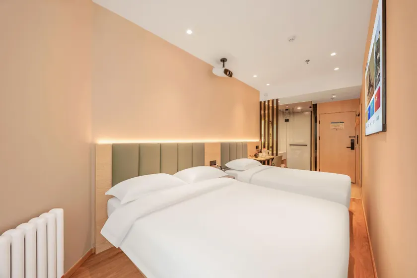 Xiamo Hotel (Beijing South Railway Station) - Image 1
