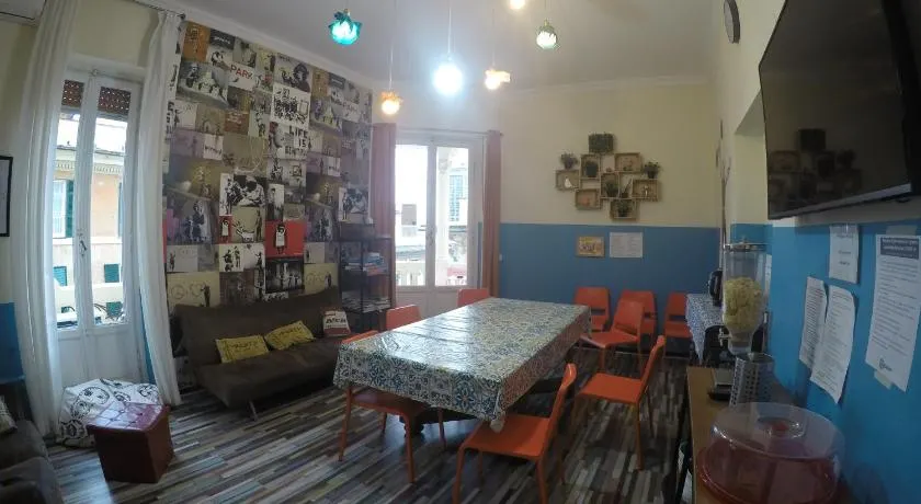 Home Genoa Hostel - Image 1