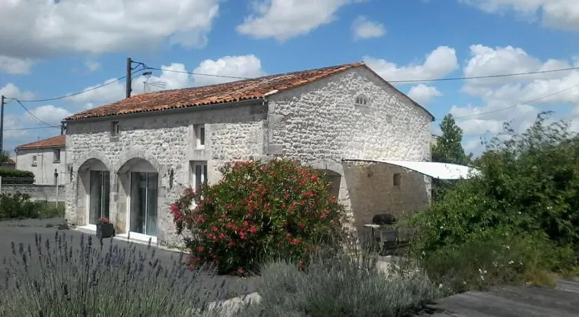 Gîte climatisé *** Le Pigeonnier - Image 1