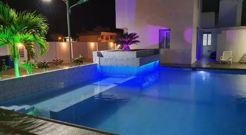 Departamento amoblado en Tonsupa - Image 1