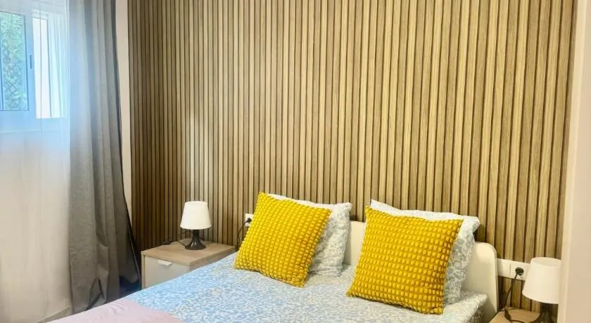 Petit Apartment - Image 1