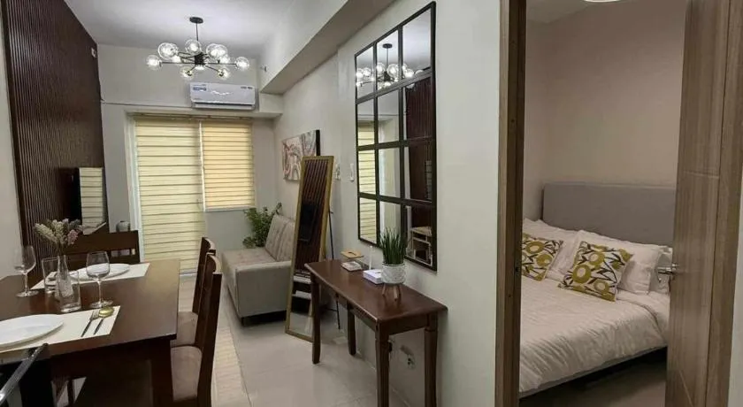 Stylish and Comfy Condominium - Image 1