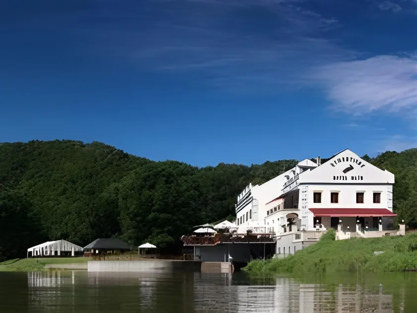 Romantic Hotel Mlýn Karlstejn - Image 1