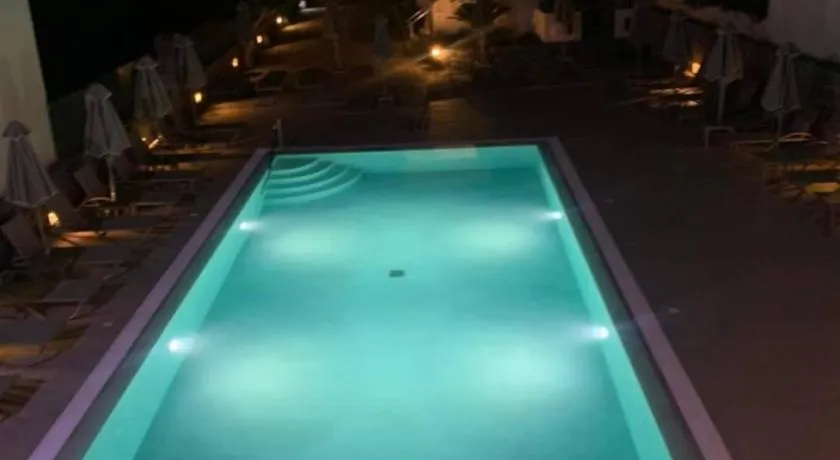 Elounda Manos Apartments - Image 1