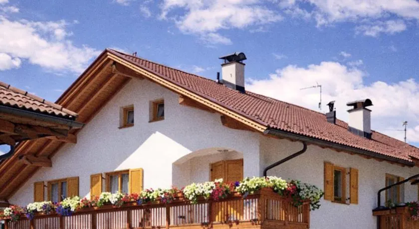 Landhaus Anita Dolomiten Kronplatz - Image 1