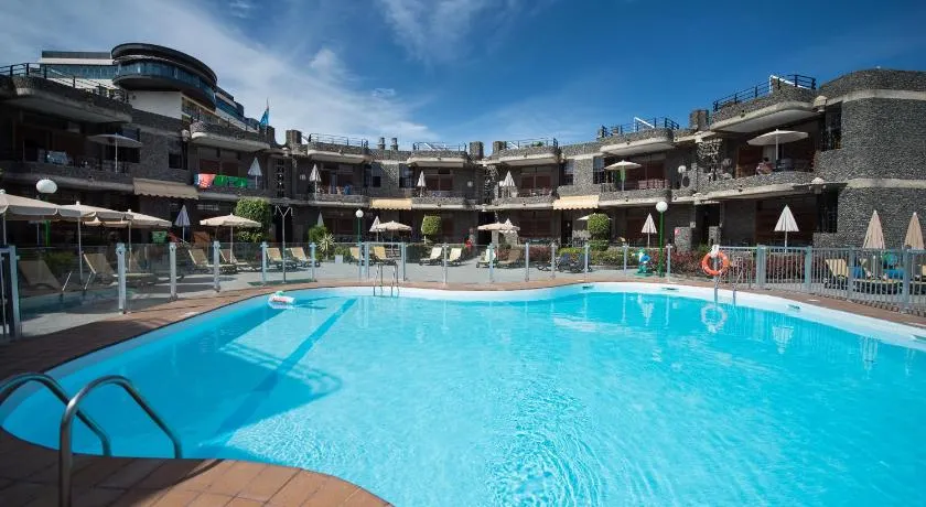 Apartamentos Don Pedro - Image 1