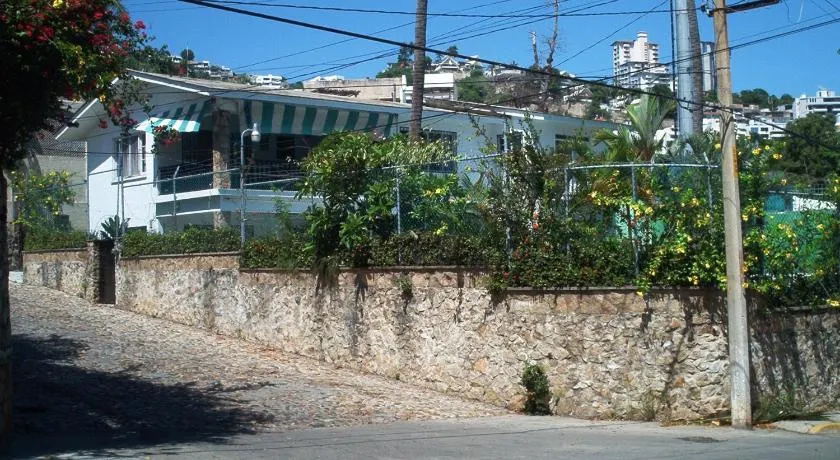 Casa del trébol - Image 1