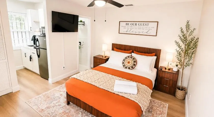 GIGI'S CASITA Free Parking & Kitchen - Image 1