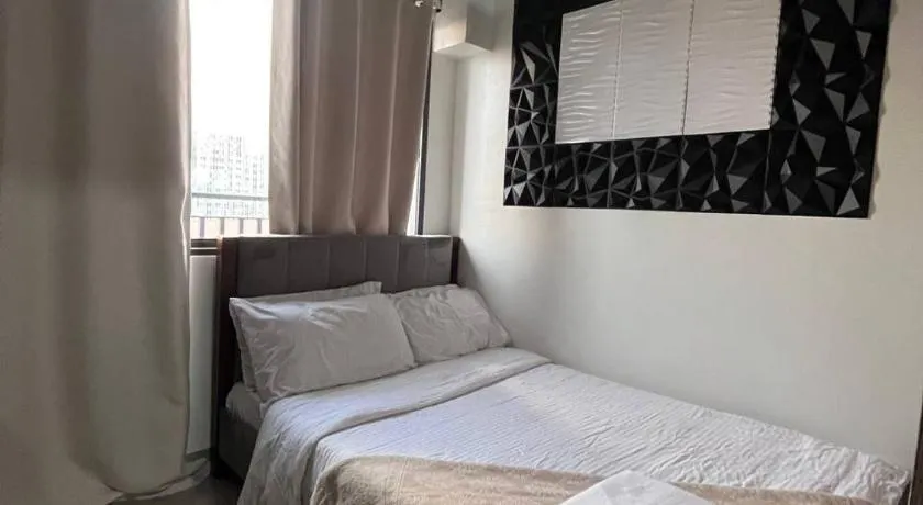 Couple or Barkada Room - Image 1