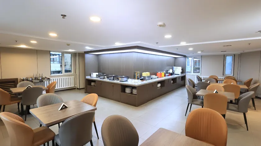 Aifeel - Shenyang North Station Huigong Plaza Branch - Image 1