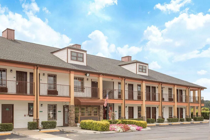 Baymont by Wyndham Commerce GA Near Tanger Outlets Mall - Image 1