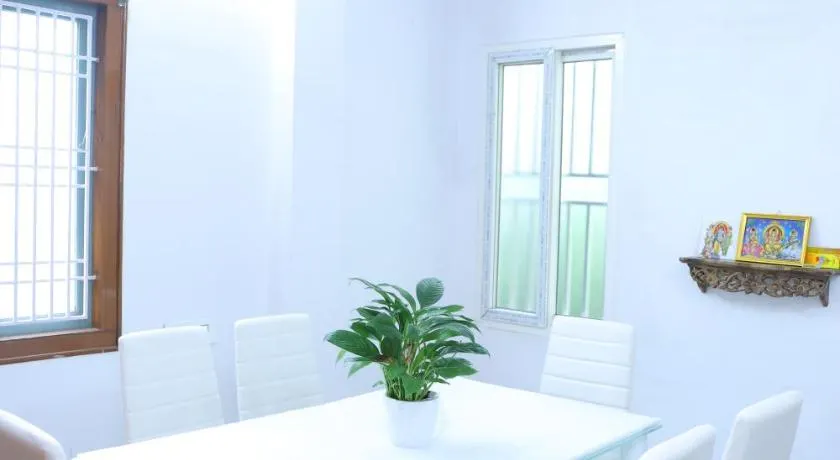 R Homestay - Image 1