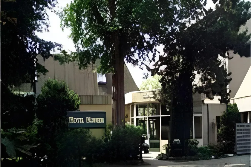Hotel Hofker - Image 1