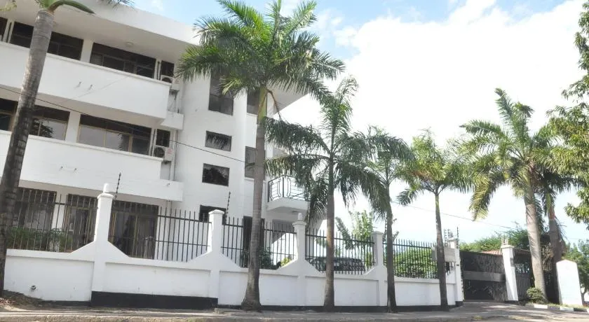 Hotel de Mag Deluxe - Image 1