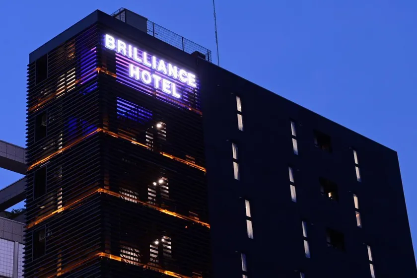 BRILLIANCE Hotel - Image 1