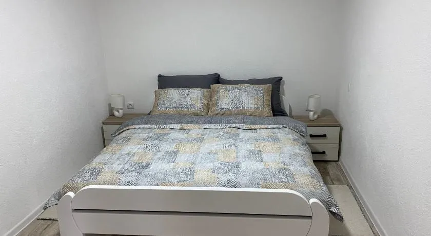 Apartman Downtown - Image 1