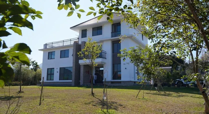 Yun Dan - Image 1